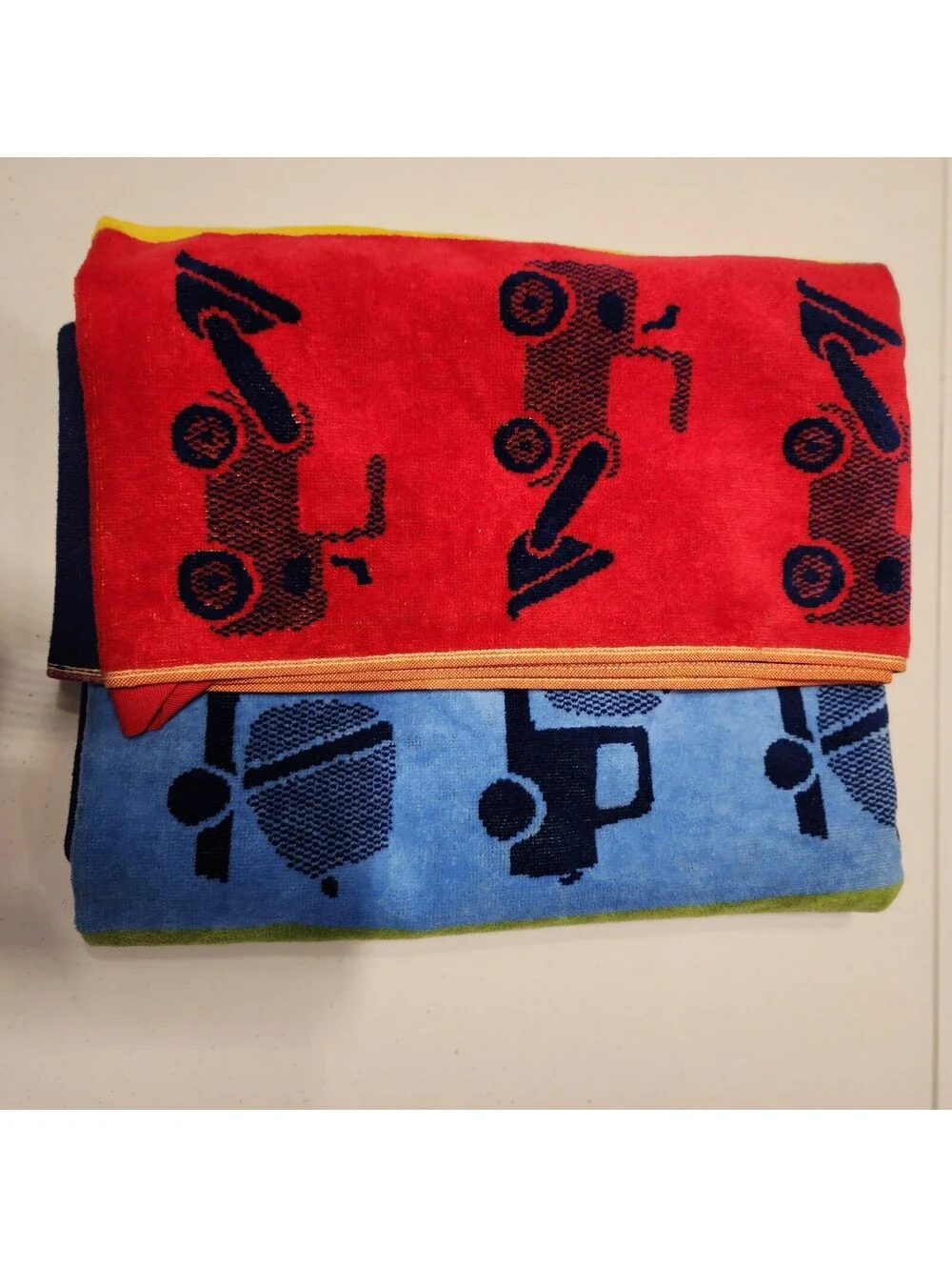 Member's Mark Multicolor Construction Vehicles 100% Cotton Beach Towel